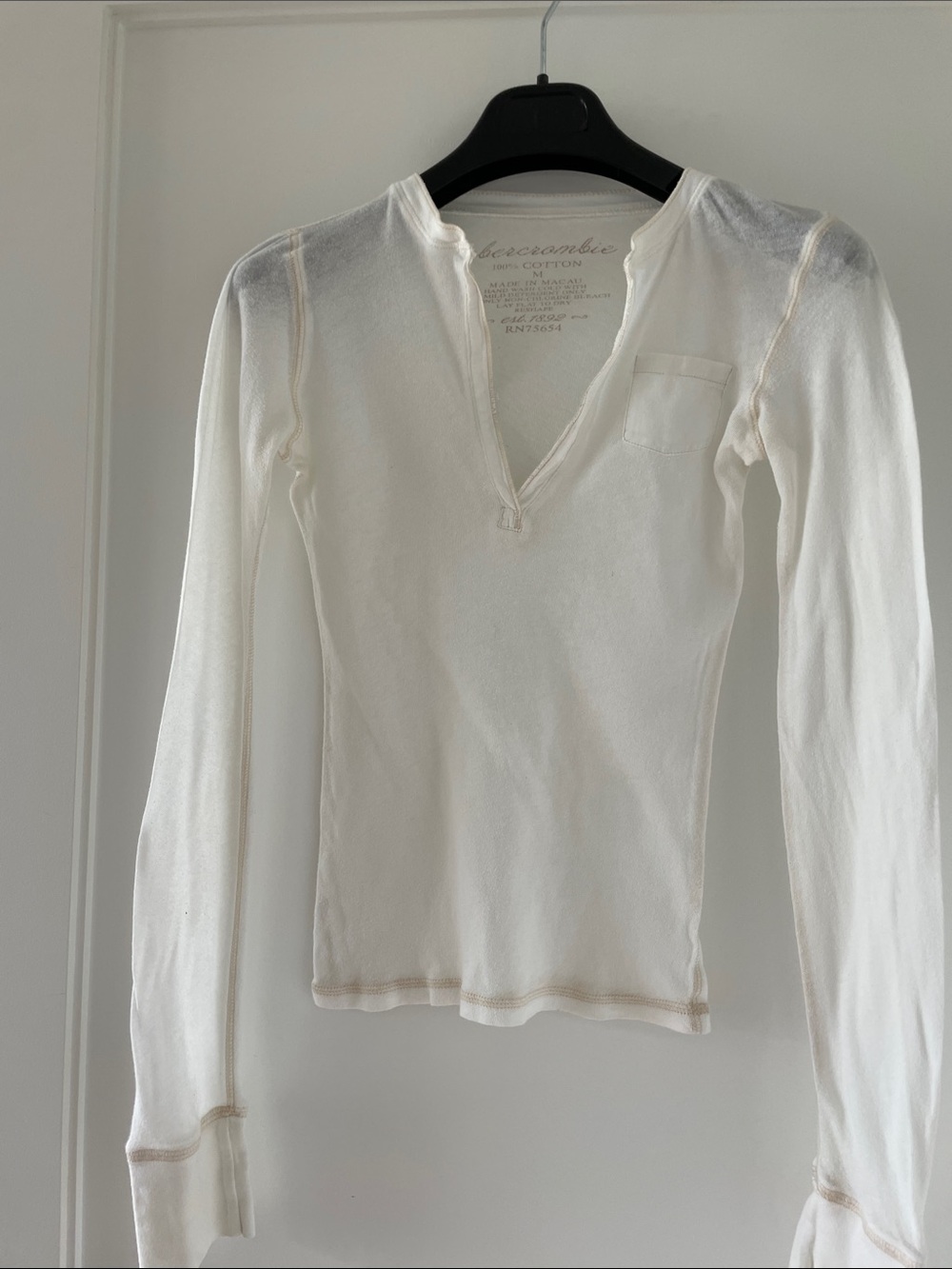 Abercrombie & Fitch Off-White Long-Sleeve Henley Top